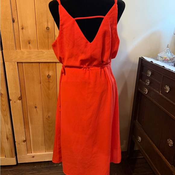 Elegant orange Wrap Dress - Picture 2 of 3